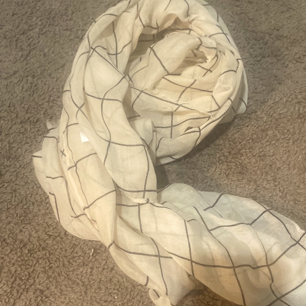 Light Fluffy Scarf